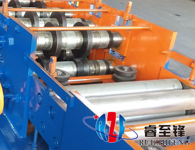 可調(diào)C型鋼機(jī)
